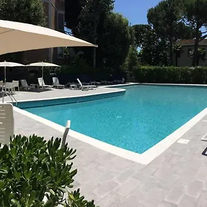Dafne Hotel